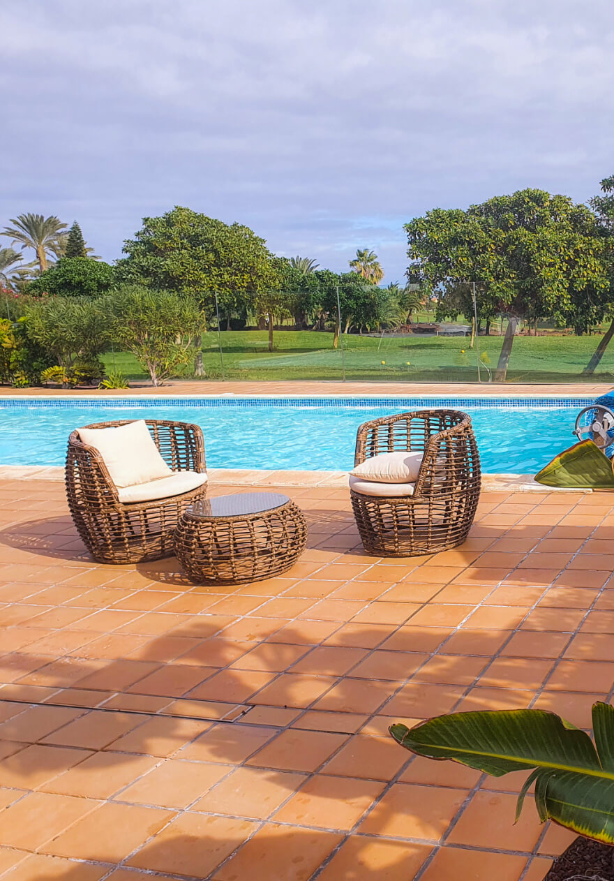 https://shush-villa.magpiex.co.uk/app/uploads/2021/11/villa_rattan_furniture_set.jpg